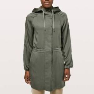 Lululemon city stroll jacket olive 6